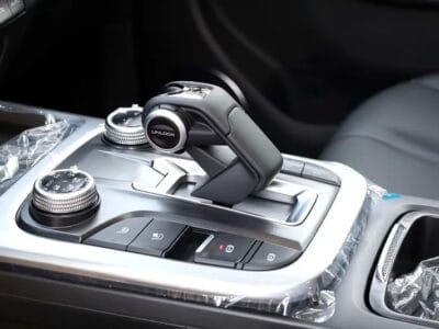 2025 GWM Tank 300 Challenger AT 2.0L 4-Cylinder