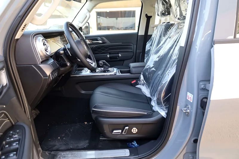 2025 GWM Tank 300 Challenger AT 2.0L 4-Cylinder