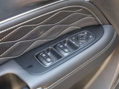 2025 GWM Tank 300 Challenger AT 2.0L 4-Cylinder