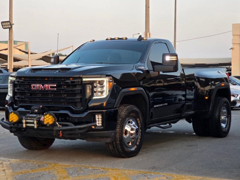 GMC Sierra Dual Wheeler Model V8 2020 GCC