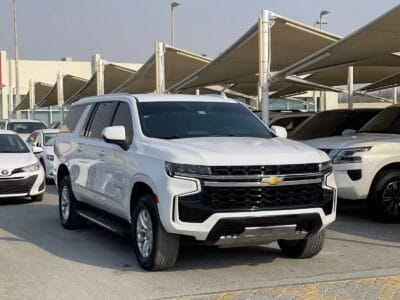 2023 Chevrolet Suburban SUV GCC Specs 8-Cylinders