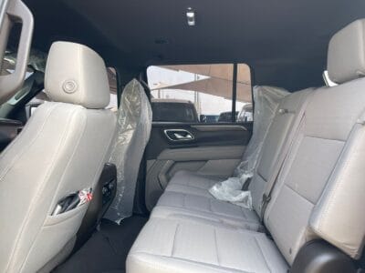 2023 Chevrolet Suburban SUV GCC Specs 8-Cylinders