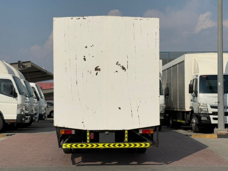 2019, Mitsubishi Canter - Diesel, Water shutter, 18FT GCC