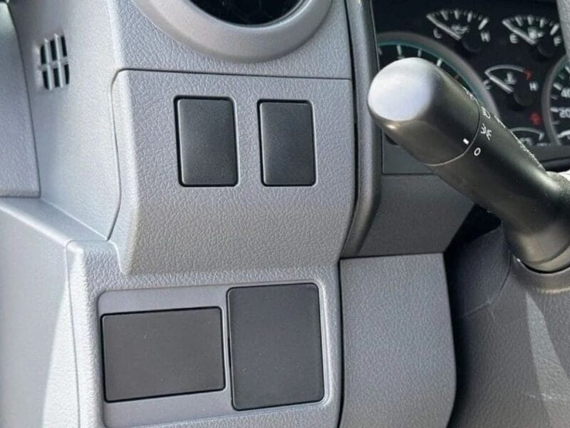 Toyota Land Cruiser Pick Up Toyota Land Cruiser Pickup LC79 DC 4.2L Diesel 2025