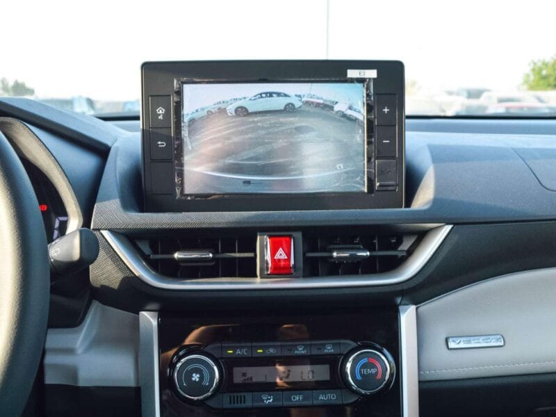 TOYOTA VELOZ 1.5L 2025 4-Cylinder Engine - WHITE