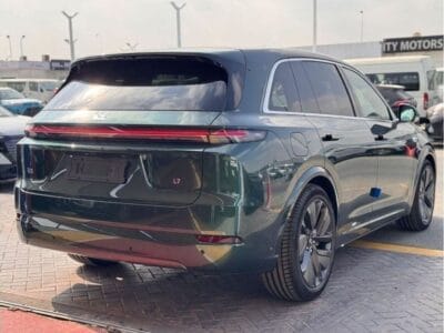 LI AUTO L7 ULTRA 1.5 L 2024 Plug-In Hybrid Green