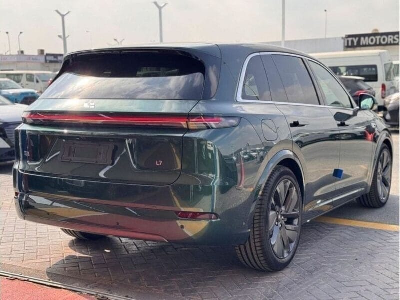 LI AUTO L7 ULTRA 1.5 L 2024 Plug-In Hybrid Green