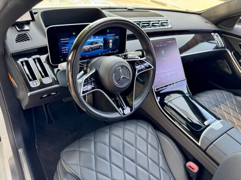 MERCEDES-BENZ S 580 WHITE 2022 A/T Petrol