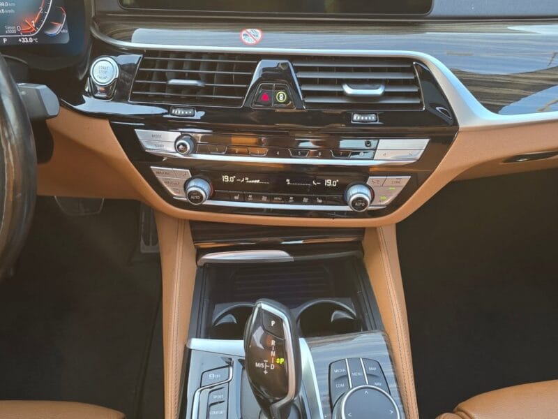 2022 Model BMW 530i M Kit No. 1 Full Specifications