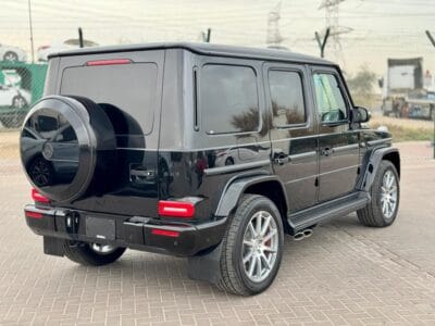 MERCEDES-BENZ G 63 BLACK 2023 A/T Petrol Black