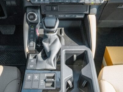 2025 Toyota Land Cruiser Prado 2.8L 4-Cylinder AT Diesel