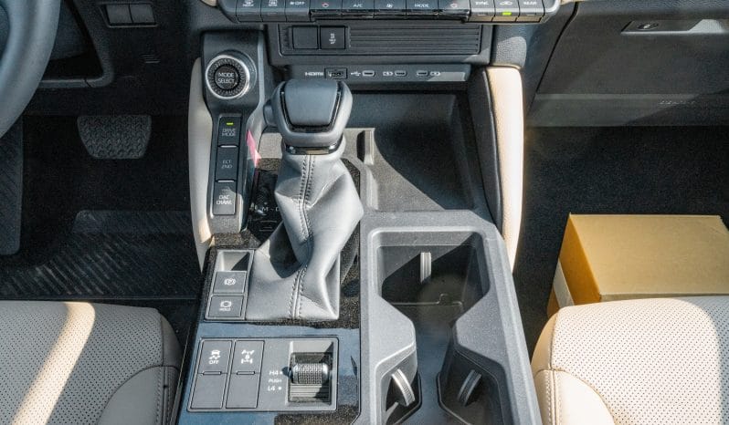 2025 Toyota Land Cruiser Prado 2.8L 4-Cylinder AT Diesel