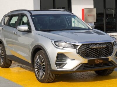 2025 JETOUR X70 1.5L Turbocharged 4-Cylinder Silver