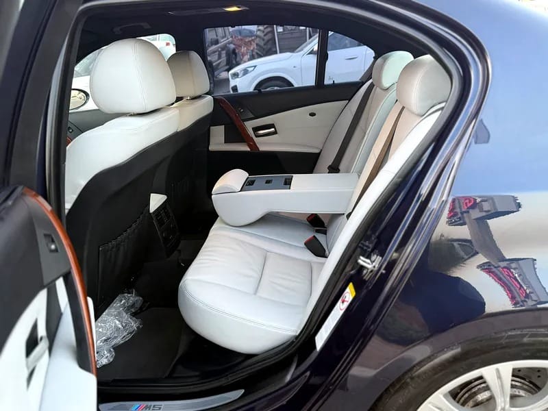 2006 BMW M (E60) 5.0L V10 Other Great Condition