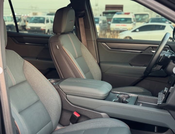 GMC ACADIA AT4 2024 GCC SPECS CHASSIS GUARANTEE