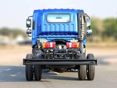 2025 Tova J14 Other 6-cylinders Engine RWD