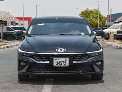 HYUNDAI ELANTRA 2025 - BLACK 4-Cylinder Engine