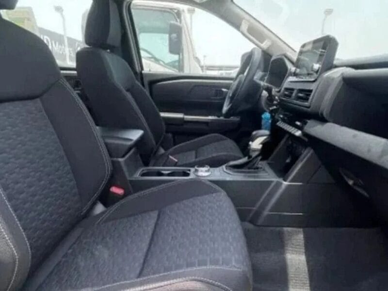 Mitsubishi L200 L200 GLX AT DIESEL FULL OPTION 2025