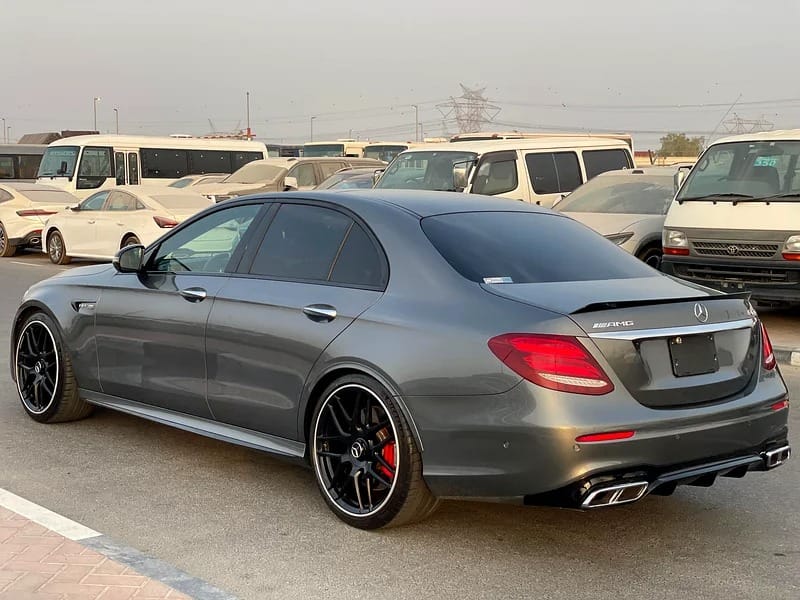 2017 Mercedes-Benz E-Class AMG E 63 S Full option
