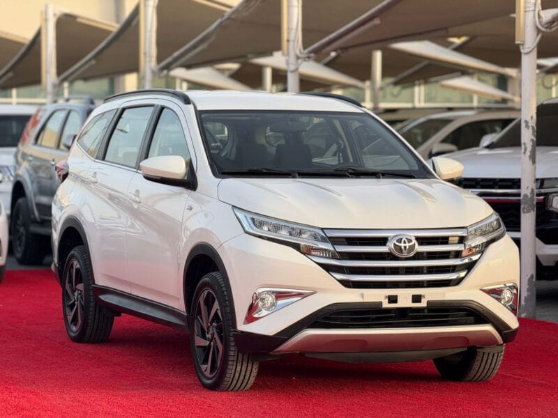 2022 Toyota Rush EX 7 Seaters 1.5L Engine GCC