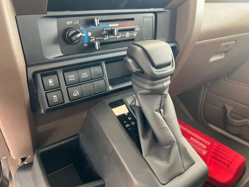 2025 Toyota Land Cruiser Pick Up Std 4.0L Single Cab Utility AWD