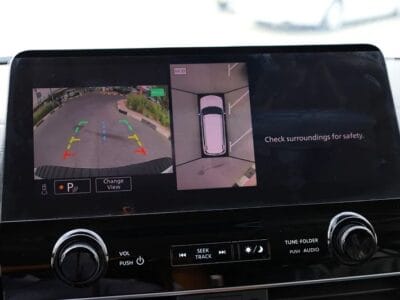 2024 Nissan Armada SL White 8-Cylinder Engine Automatic