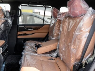 2025 Lexus LX700h Signature 3.5L AT Hybrid (with Auto park)