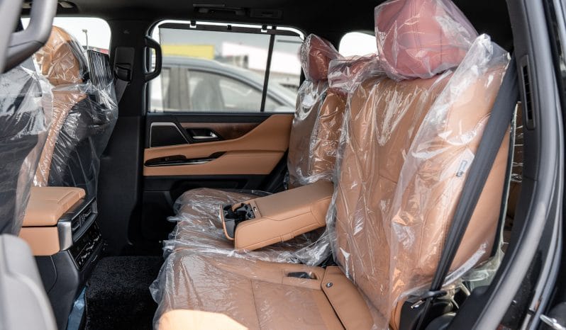 2025 Lexus LX700h Signature 3.5L AT Hybrid (with Auto park)