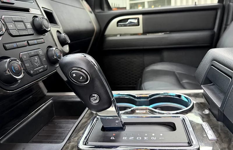 2015 Ford Expedition Limited Grey SUV GCC Specs