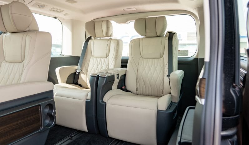 2025 Toyota Granvia 3.5L Premium AT Petrol