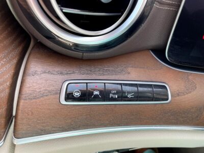 2020 Mercedes-Benz E-Class E450 4Matic Full option