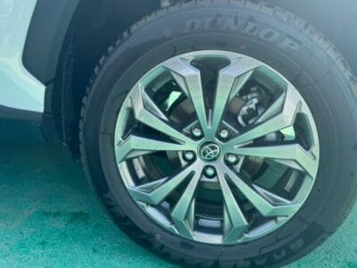 New 2025 Toyota RAV 4 Solid White 4WD Automatic