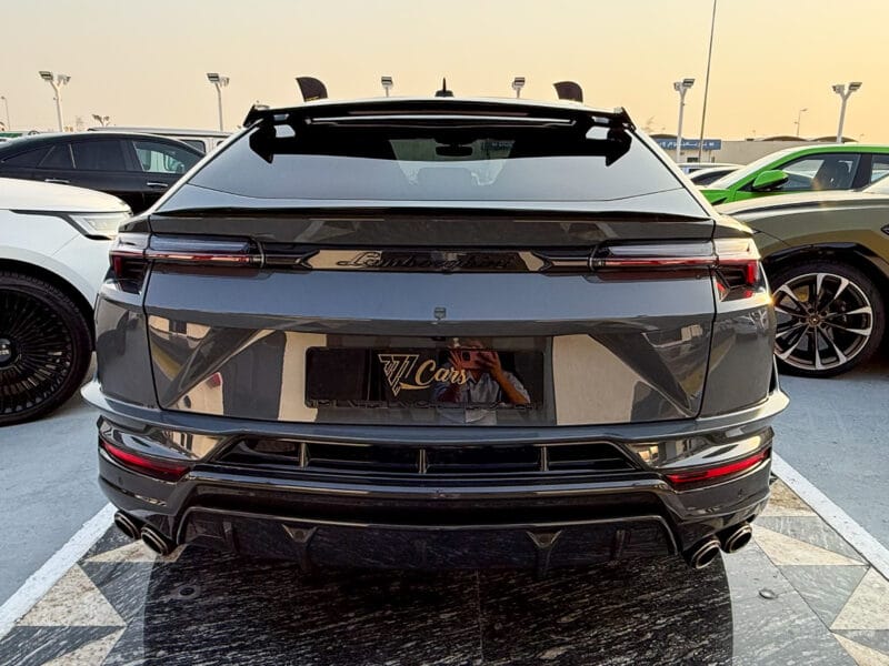 2024 Lamborghini Urus Performante