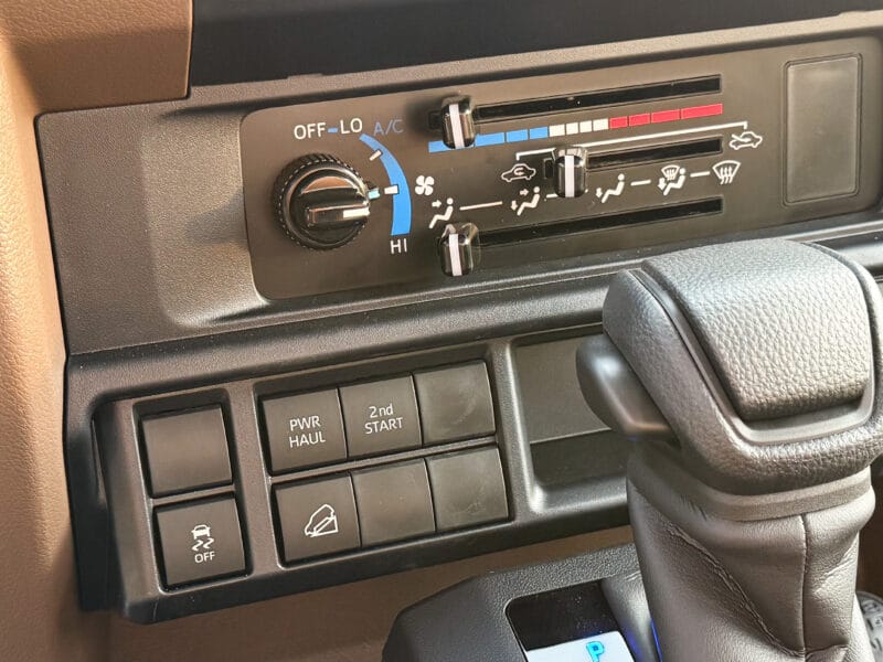 2025 Toyota Land Cruiser Pickup LC79 Double Cab Black