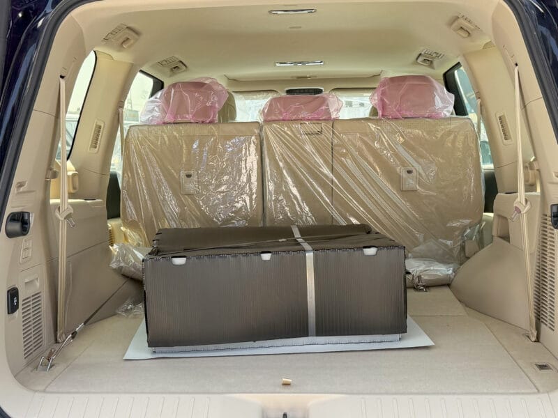 2025 Toyota Land Cruiser VXR