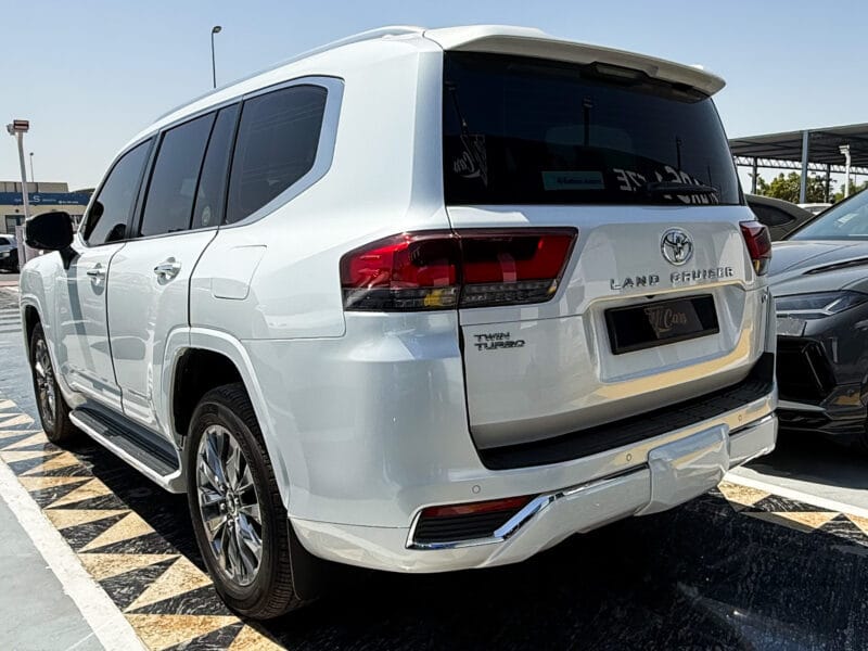 2022 Toyota Land Cruiser VXR