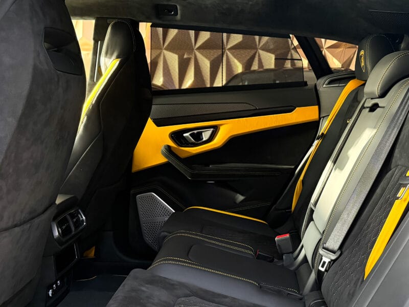 2024 Lamborghini Urus S 4.0L Twin-Turbocharged V8 Engine