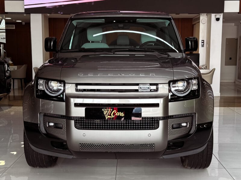 2025 Land Rover Defender P400 110 HSE Silver 3.0L V6