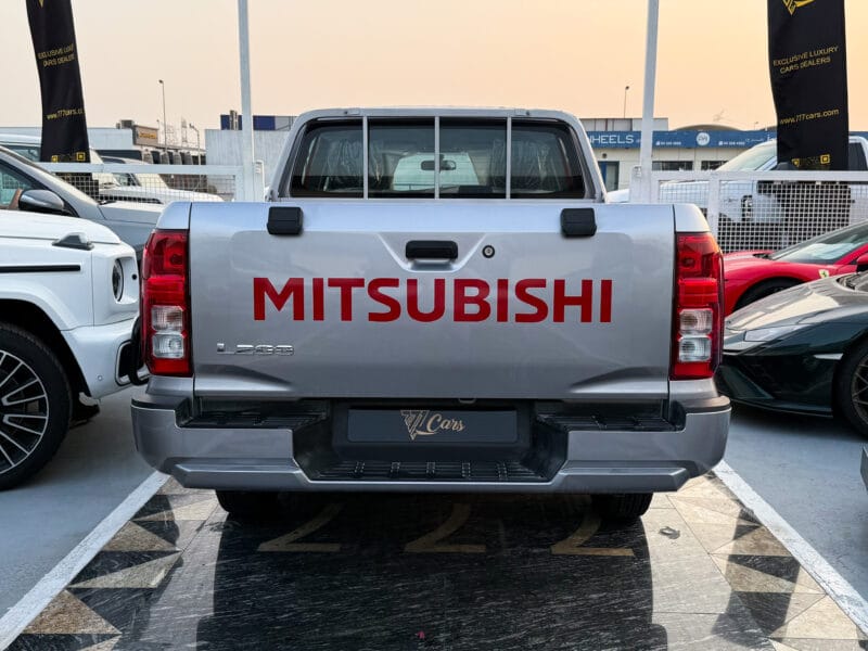 Mitsubishi L200 2025