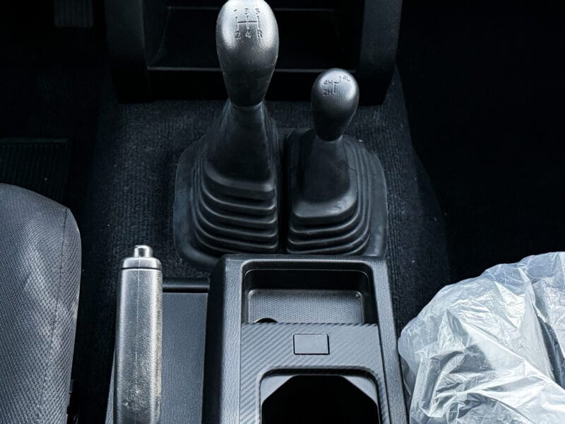 Mitsubishi L200 2025