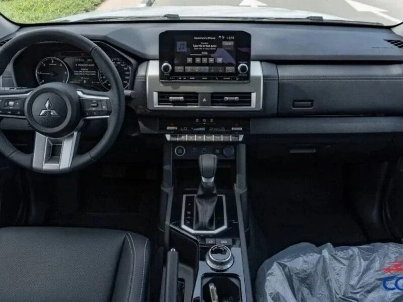 MITSUBISHI L200 SPORTERO DC 2.4D AT 4X4 MY 2026