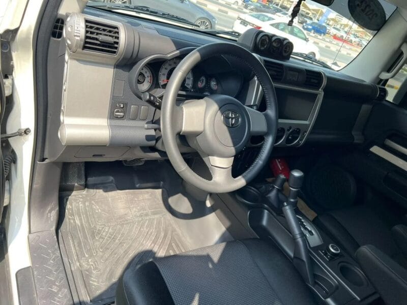 Toyota FJ Cruiser TOYOTA FJ CRUISER 2022 Std 4.0L 270 HP V6