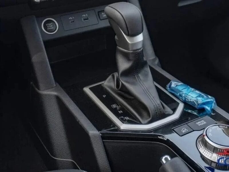 MITSUBISHI L200 SPORTERO DC 2.4D AT 4X4 MY 2026