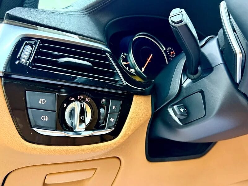 2017 BMW 5-Series 530i Luxury Line FSH Perfect condition