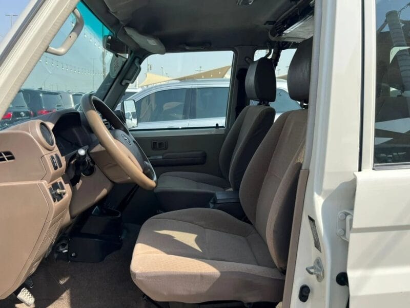 Toyota Land Cruiser 70 Std 4.5L LX V8 4.5 TURBO L Std 4.5L 4WD