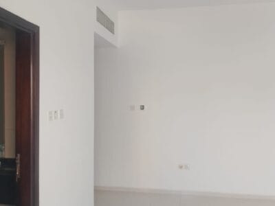 Residential 2 Bedroom Apartment for rent Muhaisnah 4