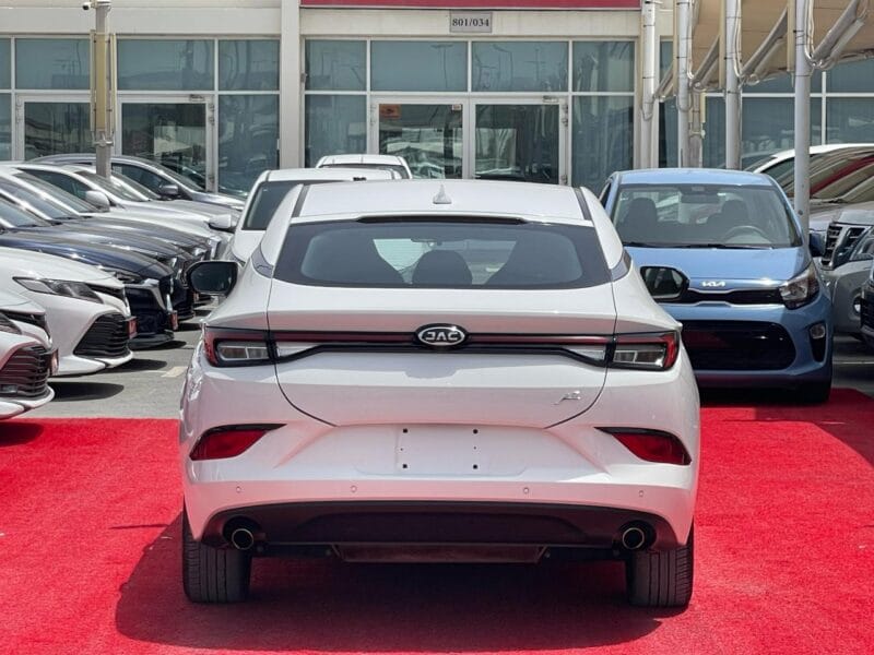 2023 Jac J7 White 1.5L Engine GCC Automatic