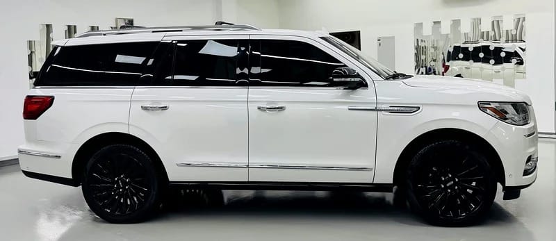 2020 Lincoln Navigator Presidential GCC PERFECT CONDITION