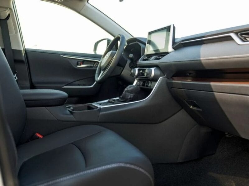 Toyota RAV4 TOYOTA RAV4 2.0P AT 4X4 MY2024 Silver