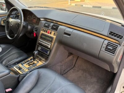 2002 MERCEDES-BENZ E55 V8 AUCTION GRADE 4/B